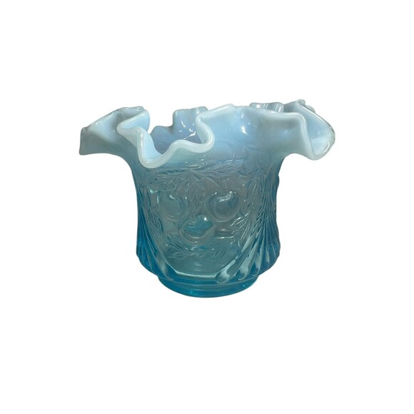 Vintage LG Wright Blue Glass Opalescent Raised Cherry Design Vase MCM 1960’s - Picture 4 of 11